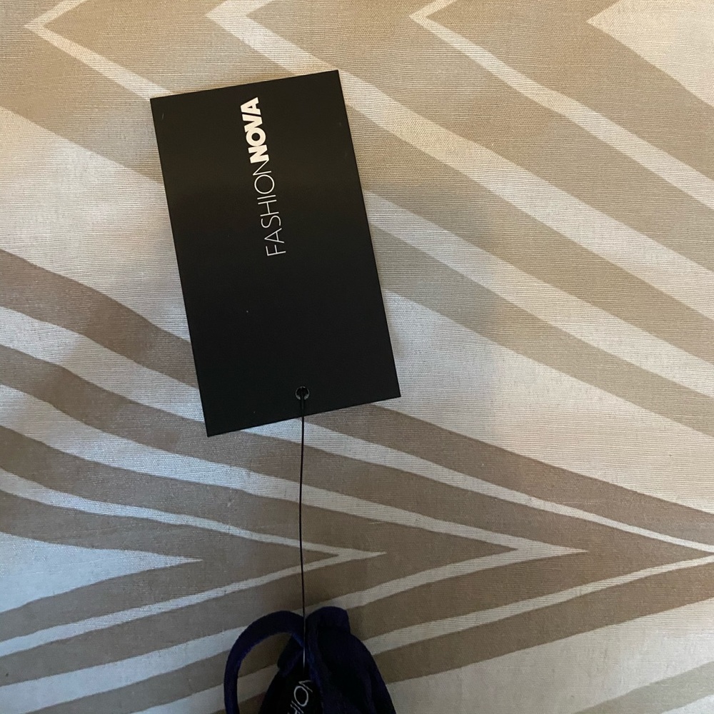 Jumpsuit - Picture 3 of 6